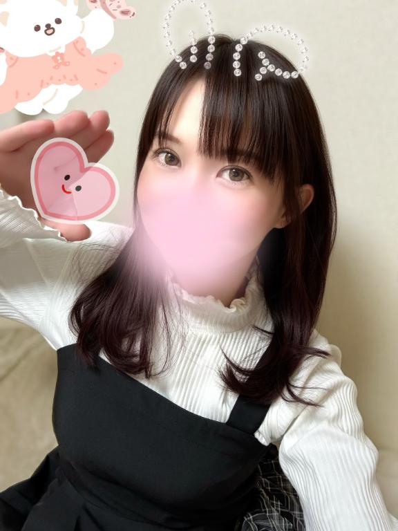 月の真珠-新宿-に在籍する吉岡あんりの自撮り写真