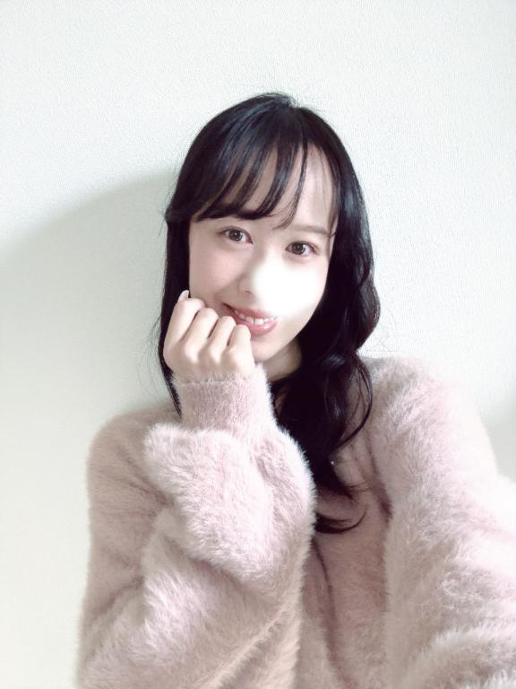 月の真珠-新宿-に在籍する笠原みほの自撮り写真